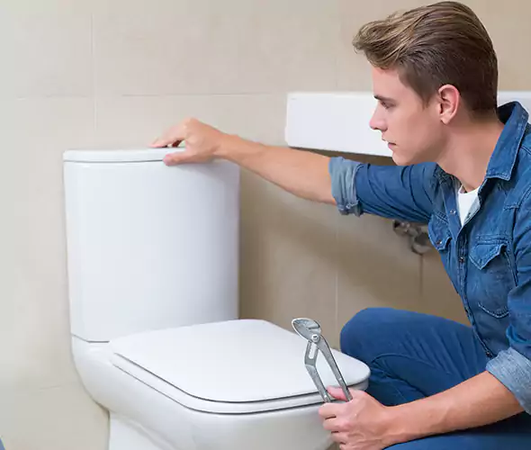 Expert Plumber for Toilet Replacement in Riviera Beach, FL: Schedule Affordable Toilet Replacement Services with Us